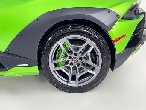 Used 2024 Lamborghini Huracan Sterrato AWD/4WD image 36