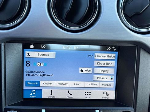 Used 2017 Ford Mustang Premium image 18