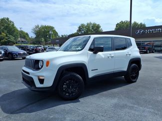 Used 2023 Jeep Renegade Latitude image 1