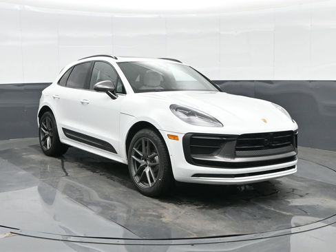 New 2026 Porsche Macan Turbo image 11