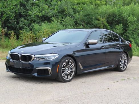 Used 2018 BMW M550i xDrive AWD/4WD image 9