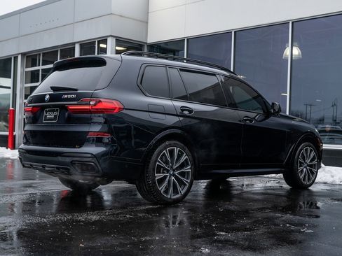 Used 2022 BMW X7 M50i image 6