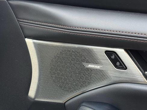 Used 2019 MAZDA MAZDA3 AWD Hatchback w/ Preferred Pkg image 37