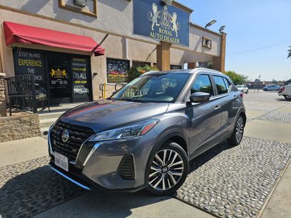 Used 2021 Nissan Kicks SV