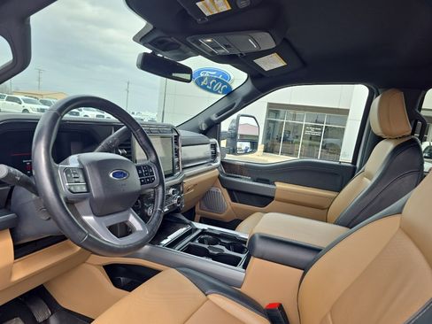 Used 2024 Ford F350 Lariat w/ Chrome Package image 20