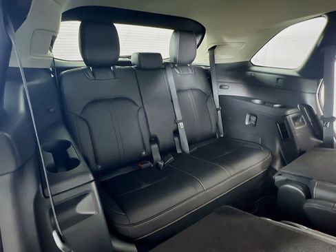 Certified 2025 MAZDA CX-90 Plug-In Hybrid w/Premium Sport image 33