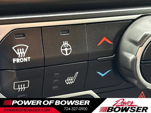 Used 2021 Jeep Gladiator Sport AWD/4WD image 19