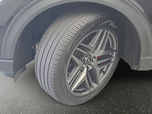Used 2025 Ford Explorer ST AWD/4WD image 33