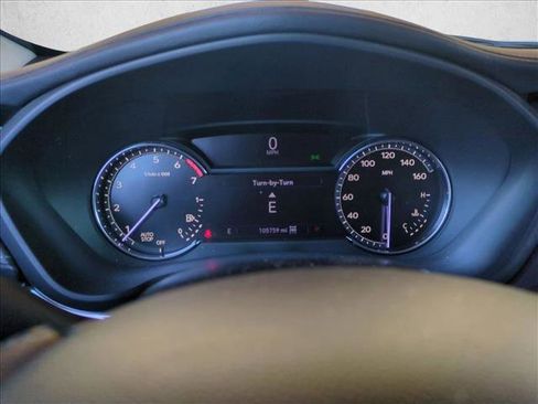 Used 2019 Cadillac XT4 Luxury w/ Cold Weather Package image 11