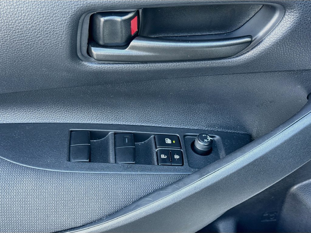 Used 2026 Toyota Corolla LE FWD image 19