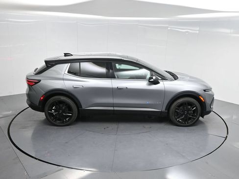 New 2026 Chevrolet Equinox EV LT w/ LPO, Blackout Package AWD/4WD image 71