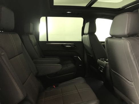 New 2026 Chevrolet Suburban High Country w/ Sun And Tow Package image 23