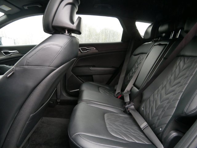 Used 2024 Kia Sportage X-Line AWD/4WD image 11