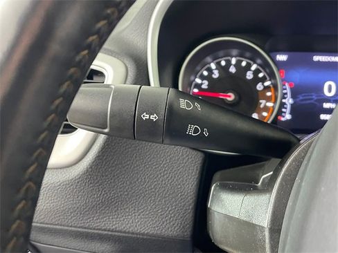 Used 2018 Jeep Compass Latitude w/ Popular Equipment Group image 15