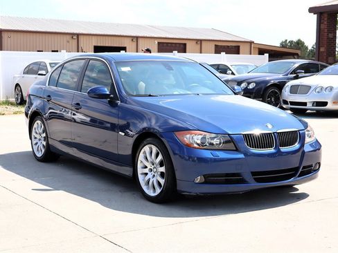 Used 2006 BMW 330xi Sedan AWD/4WD image 9