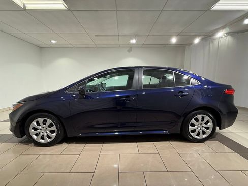 Certified 2024 Toyota Corolla LE FWD image 2