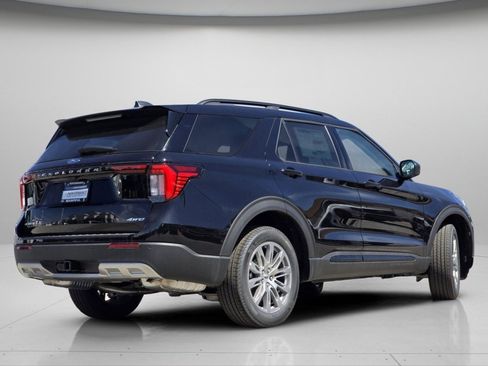 New 2026 Ford Explorer Active w/ Active Comfort Package image 17
