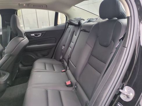 Certified 2025 Volvo S60 B5 Plus AWD/4WD image 26