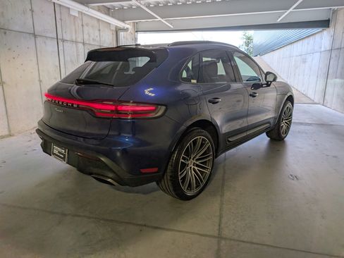 Used 2025 Porsche Macan image 9