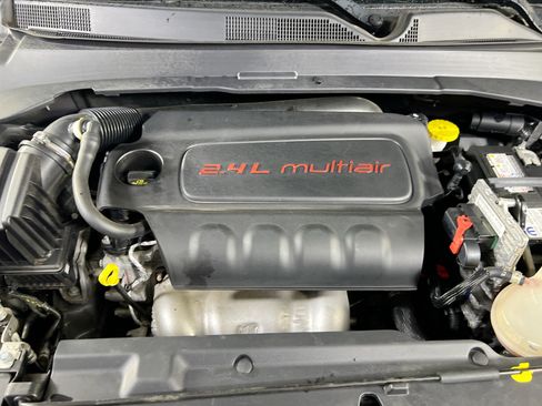 Used 2022 Jeep Compass Limited w/ Elite Group AWD/4WD image 29