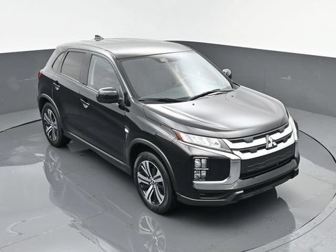 Used 2025 Mitsubishi Outlander Sport ES AWD/4WD image 18
