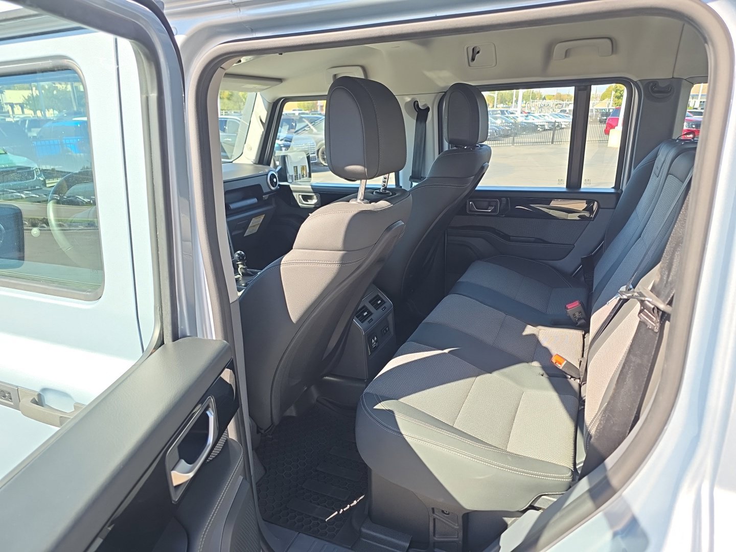Used 2024 INEOS Grenadier Station Wagon AWD/4WD image 6