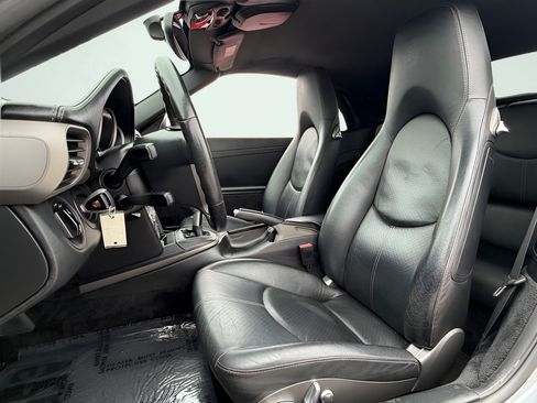 Used 2006 Porsche 911 Carrera RWD image 8