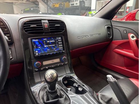 Used 2009 Chevrolet Corvette Z06 RWD image 15