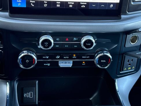 Used 2026 Ford F150 XLT w/ XLT Black Appearance Package RWD image 19