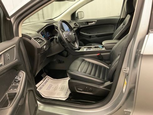 Used 2023 Ford Edge SEL AWD/4WD image 4