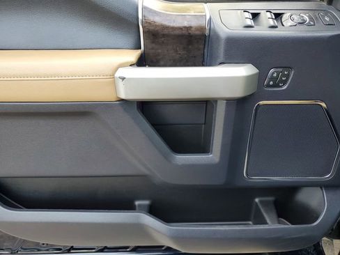 Used 2022 Ford F250 Lariat w/ Lariat Ultimate Package image 17