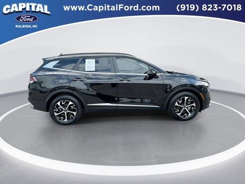 Used 2025 Kia Sportage EX w/ Premium Package FWD image 9