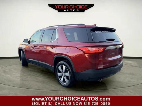 Used 2019 Chevrolet Traverse LT w/ LT Premium Package AWD/4WD image 3