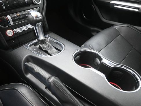 Used 2015 Ford Mustang Premium image 23