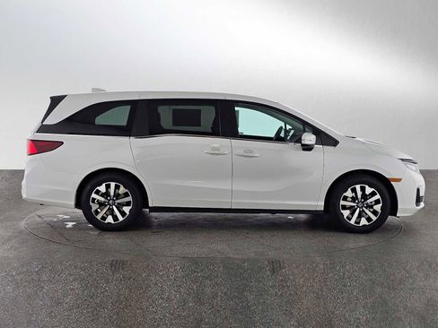 New 2026 Honda Odyssey EX-L image 2