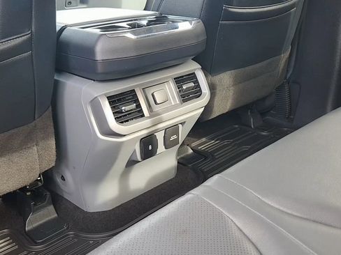 Used 2022 Ford F150 Lariat image 17