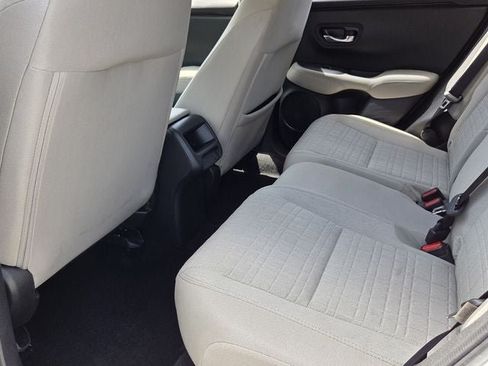 Used 2025 Honda HR-V LX image 11