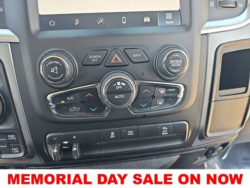 Used 2022 RAM 1500 Classic SLT w/ Electronics Group AWD/4WD image 37