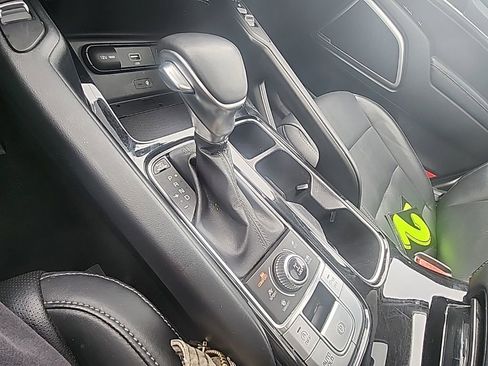 Used 2022 Kia Telluride S image 19