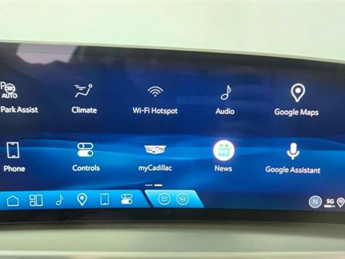 Used 2025 Cadillac Lyriq Luxury image 48