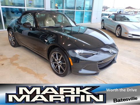 Used 2016 MAZDA MX-5 Miata Grand Touring image 1
