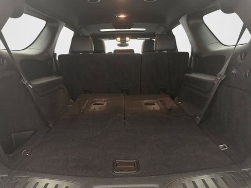 Used 2022 Dodge Durango R/T w/ Blacktop Package AWD/4WD image 25