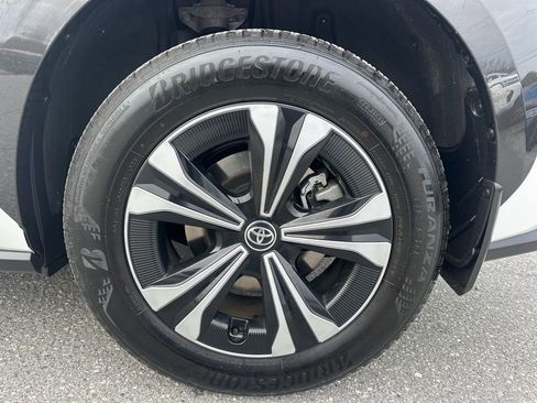 Used 2024 Toyota bZ4X XLE w/ Weather Package image 34