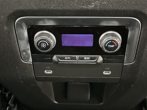 Used 2024 Chevrolet Tahoe LT image 24