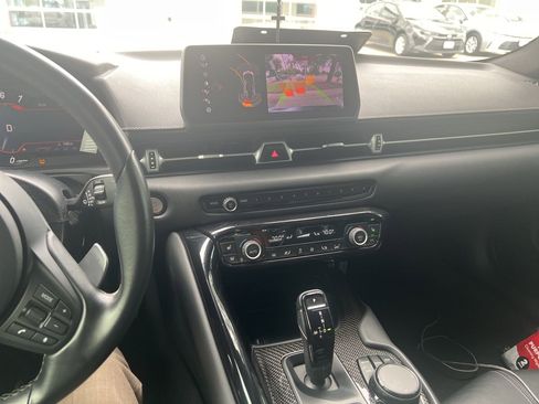 Used 2022 Toyota Supra Premium w/ Driver Assist Package image 9