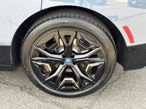 Used 2023 BMW iX M60 AWD/4WD image 14