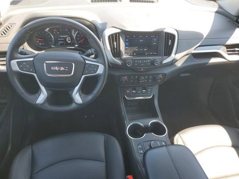 Certified 2018 GMC Terrain SLT w/ Preferred Package FWD image 12