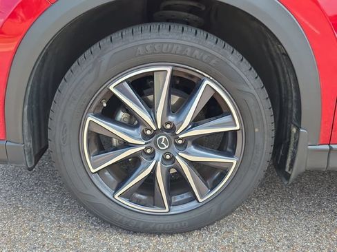 Used 2018 MAZDA CX-5 Touring w/ Preferred Equipment Package FWD image 9