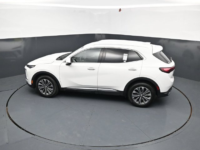 Used 2024 Buick Envision Preferred AWD/4WD image 38