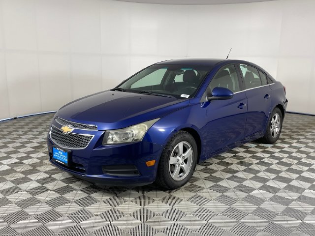 Used 2012 Chevrolet Cruze LT FWD image 1